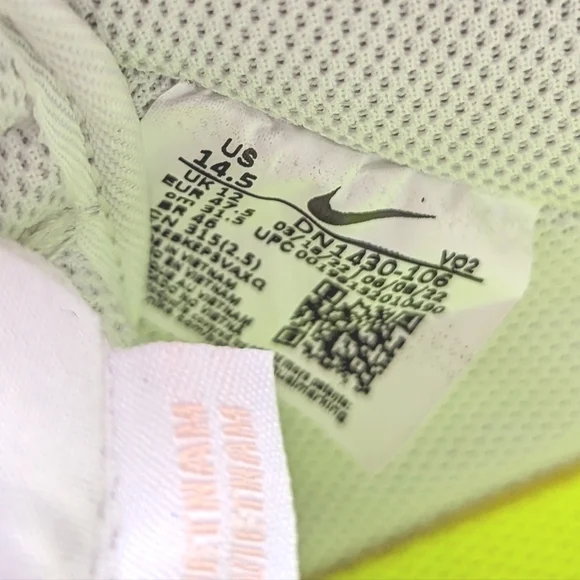 Nike Air Force 1 07 Next Nature Sneaker in White Arctic Orange Size 14.5 NWT - Picture 10 of 10